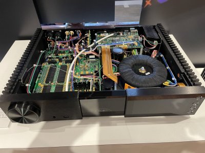 Naim 2.jpg