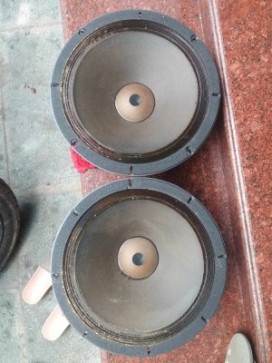 received_1525377271553842-min.jpeg