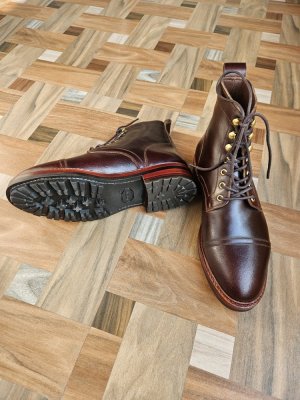 Shoes 3s.jpg