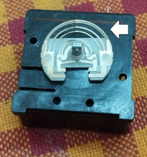 04 - Marantz Volume Pot Metal Spring Element.jpg