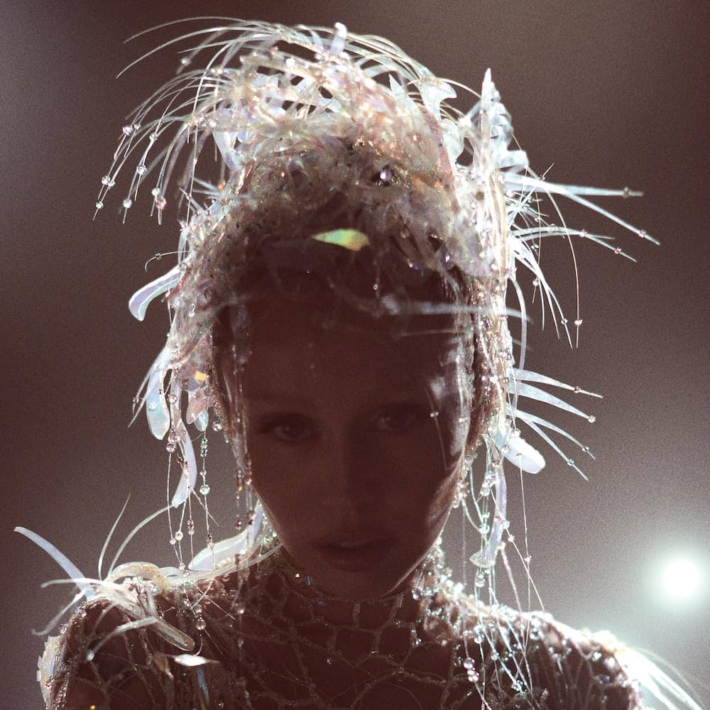 miley-cyrus-something-beautiful.jpg