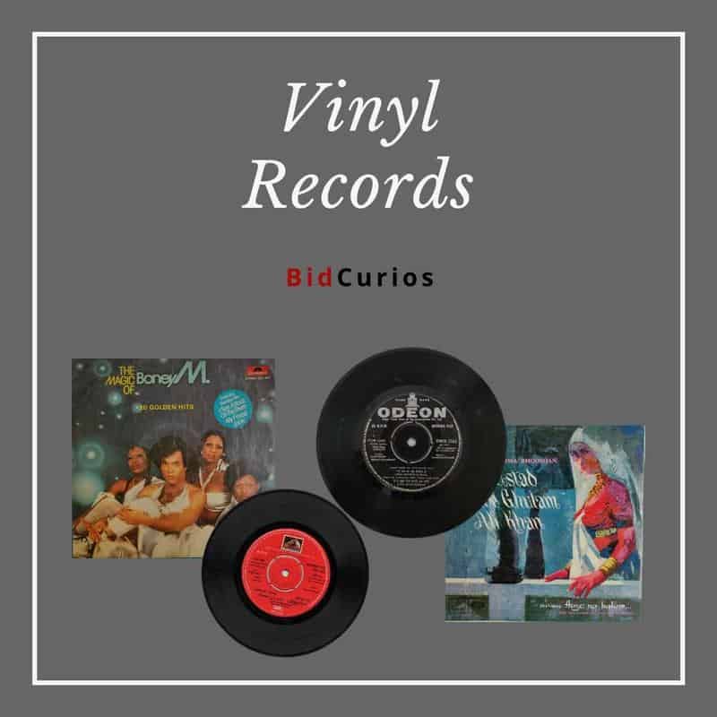 www.bidcurios.com