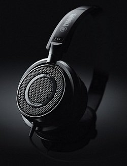 yamaha-hph-200-bl-headphones-blackbackground-1-2._V154086314_.jpg